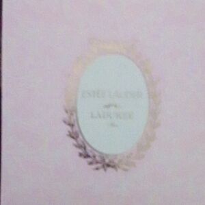 Estée Lauder Pink Box